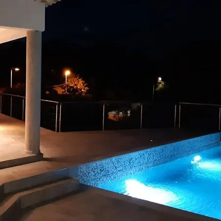 Villa Ferreol 3160
